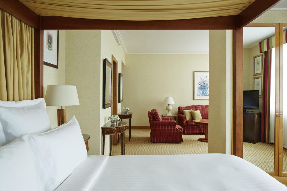 Delta Hotels By Marriott Bexleyheath Buitenkant foto